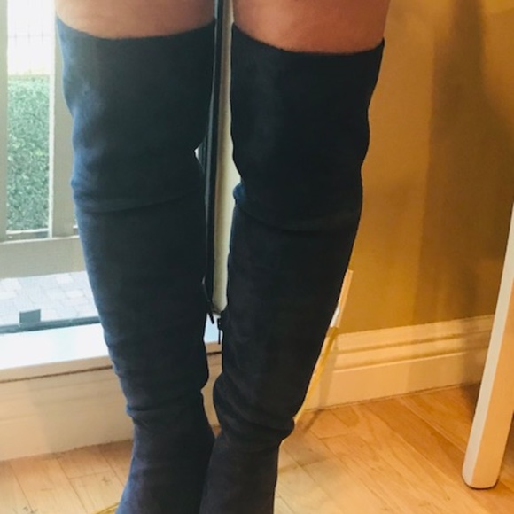 NWOT Neiman Marcus Over the Knee Suede Boots - 7M - Picture 7 of 7